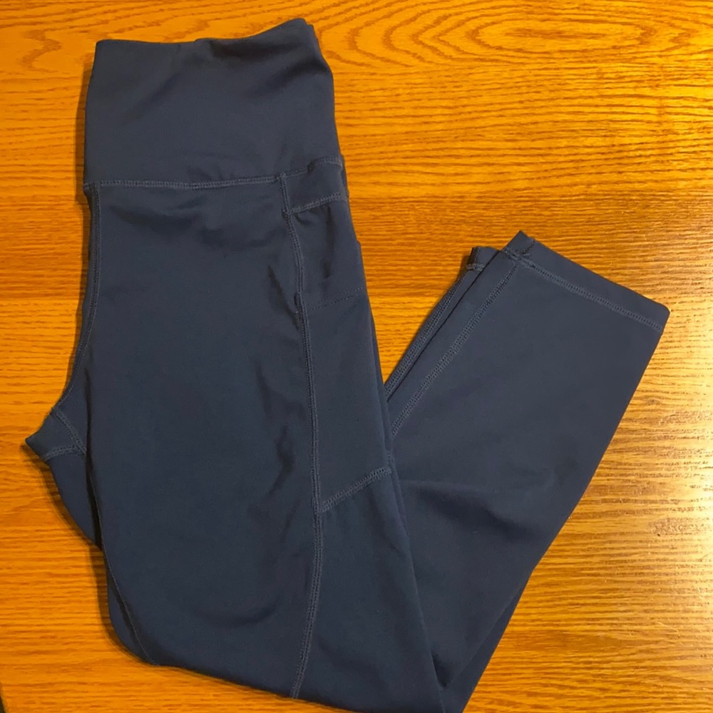 ZYIA Navy Capris